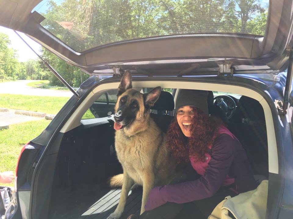 Photo of Isabel Rojas-Ferrer with her dog